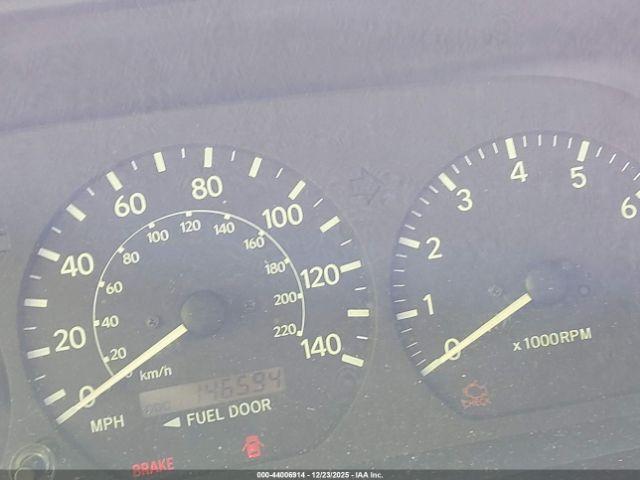 Toyota Camry Ce Image 11