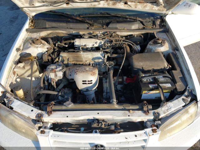 Toyota Camry Ce Image 9