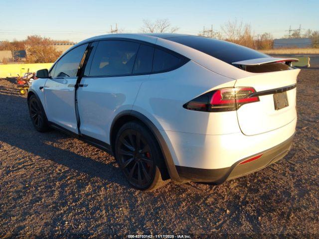 Tesla Model X Plaid Tri Motor All-wheel Drive Image 3