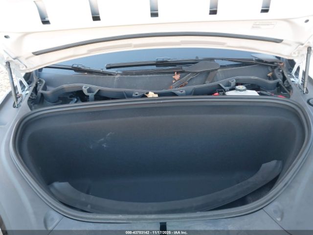 Tesla Model X Plaid Tri Motor All-wheel Drive Image 6