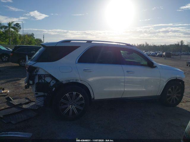 Mercedes-Benz GLE 4matic Image 9