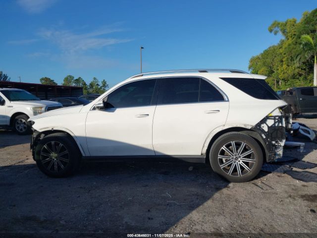 Mercedes-Benz GLE 4matic Image 16