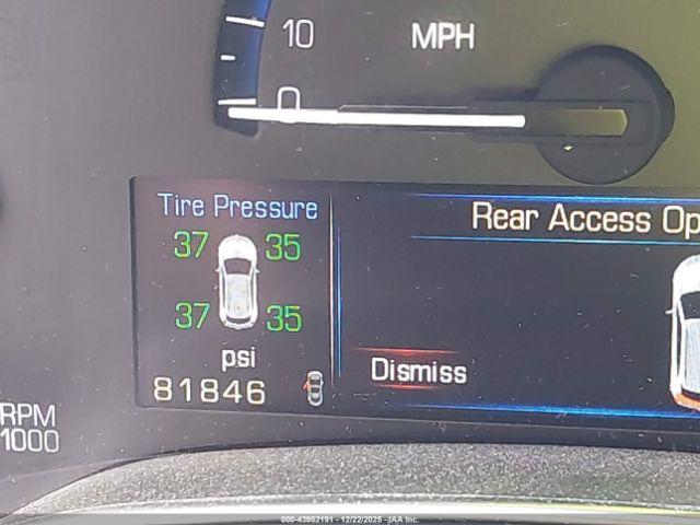 Cadillac SRX Luxury Collection Image 15