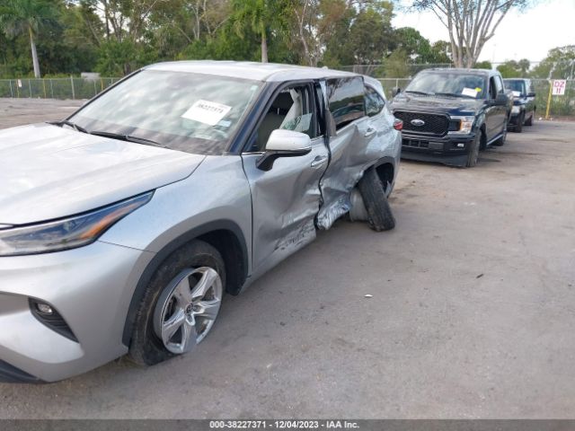 Toyota Highlander Le Image 3