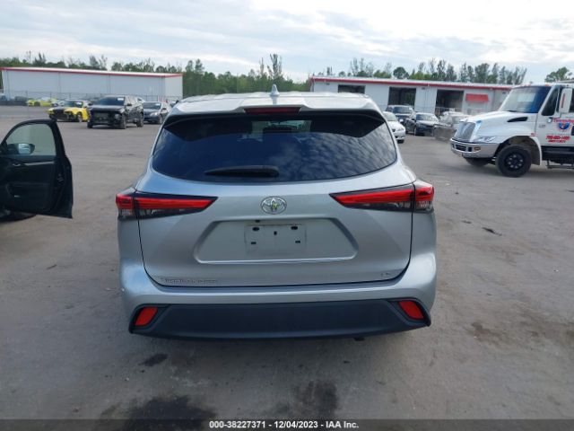 Toyota Highlander Le Image 14