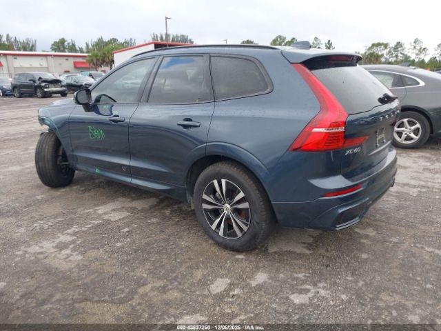 Volvo XC60 B5 Core Image 12