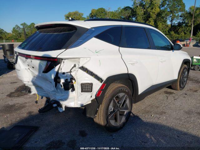 Hyundai TUCSON Sel Convenience Image 7