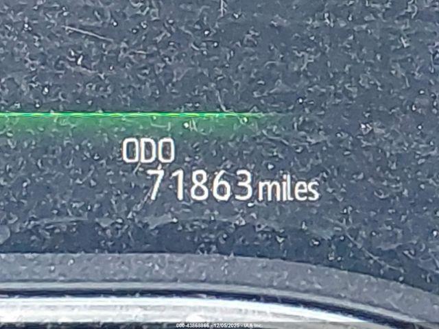 Toyota Avalon Limited Hybrid Image 13