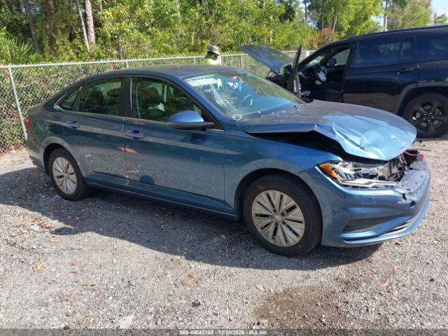 Volkswagen Jetta Image 1