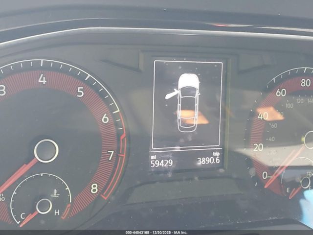 Volkswagen Jetta Image 10