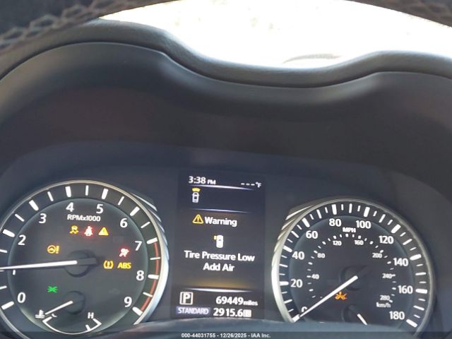 INFINITI Q50 3.0t Luxe Image 9