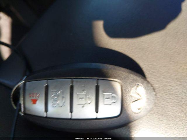 INFINITI Q50 3.0t Luxe Image 14