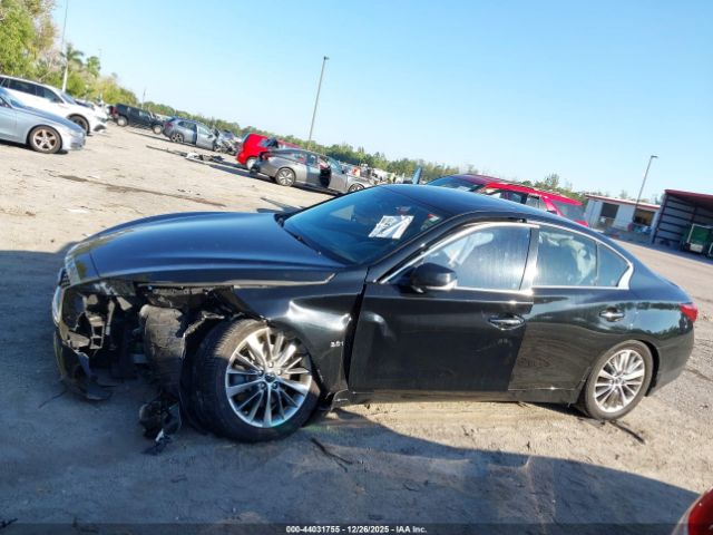 INFINITI Q50 3.0t Luxe Image 12