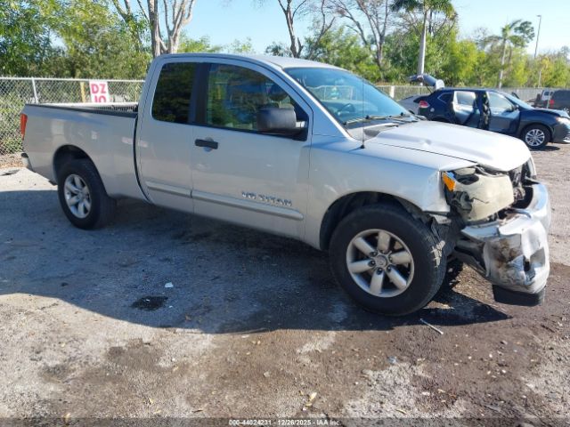 Nissan Titan Sv Image 1