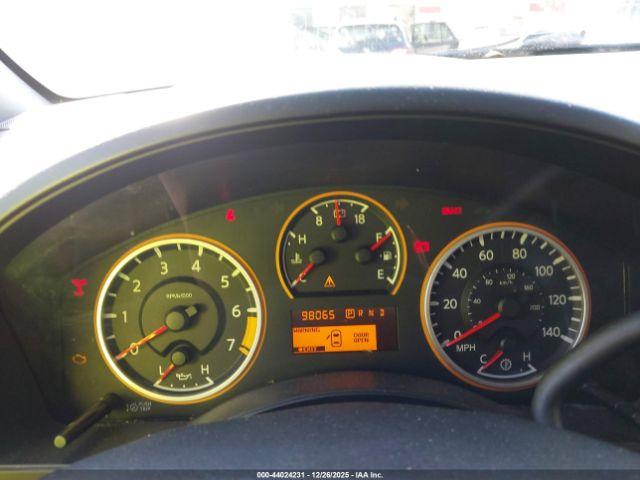 Nissan Titan Sv Image 7