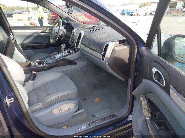 Porsche Cayenne Gts Image 2