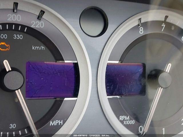 Aston Martin Virage Volante Image 6