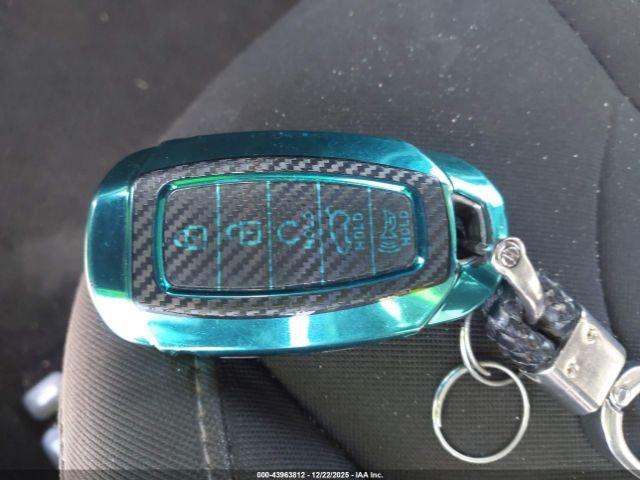 Hyundai ELANTRA Sel Image 4