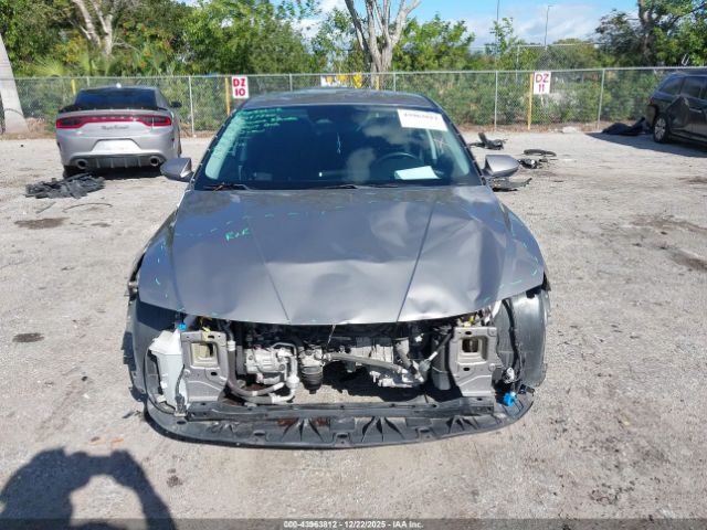 Hyundai ELANTRA Sel Image 14