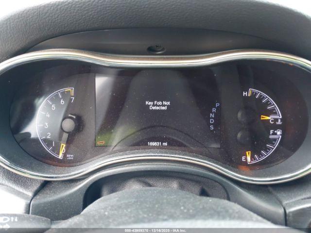 Jeep Grand Cherokee Laredo Image 7