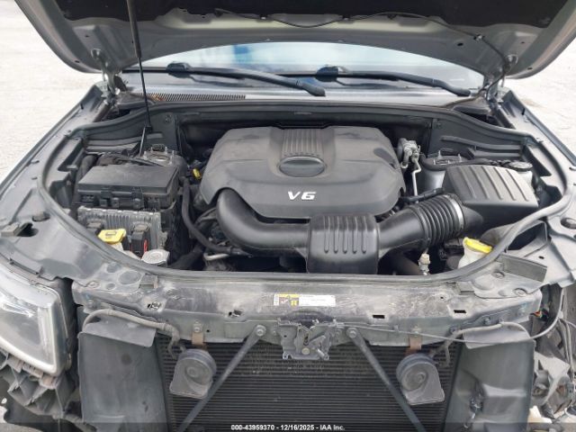 Jeep Grand Cherokee Laredo Image 14