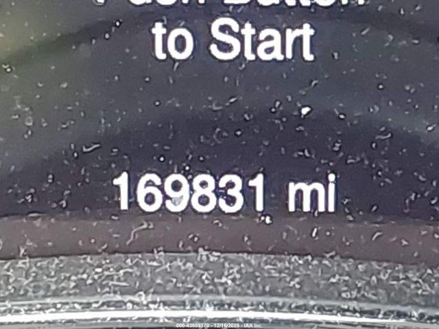 Jeep Grand Cherokee Laredo Image 9