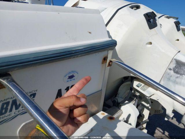 Grady White Other Image 7