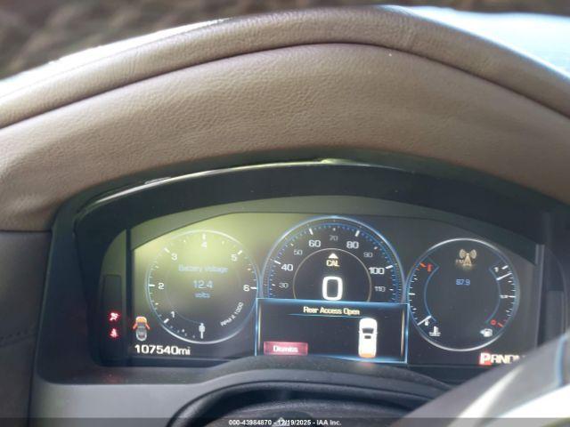 Cadillac Escalade Standard Image 7