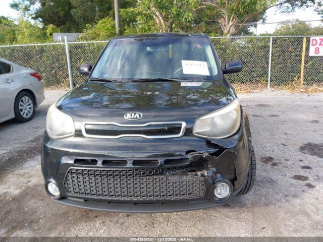 Kia Soul + Image 11