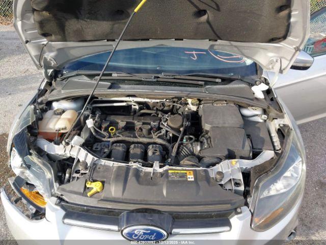 Ford Focus Titanium Image 10