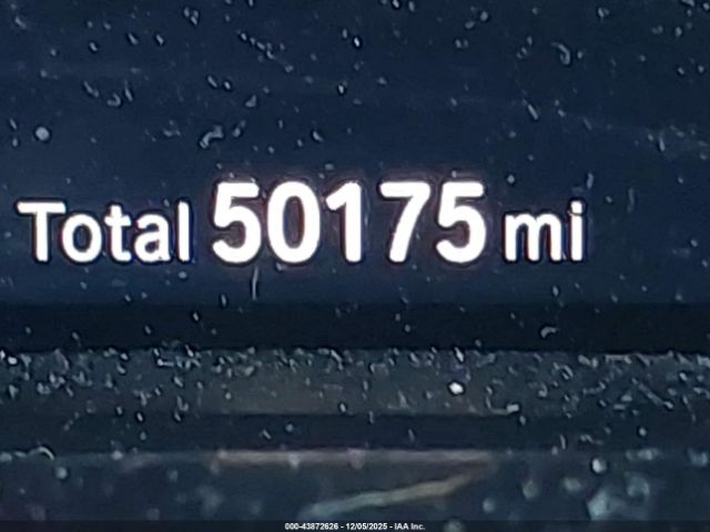 BMW X Series M50i Image 10