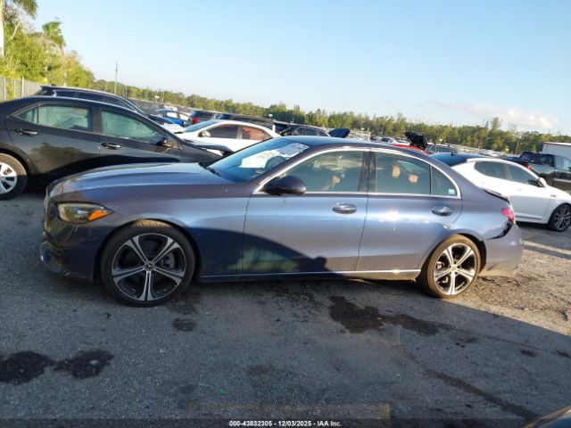 Mercedes-Benz C-Class Image 3