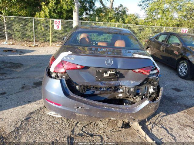 Mercedes-Benz C-Class Image 4