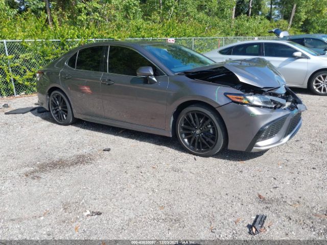 Toyota Camry Xse Image 1