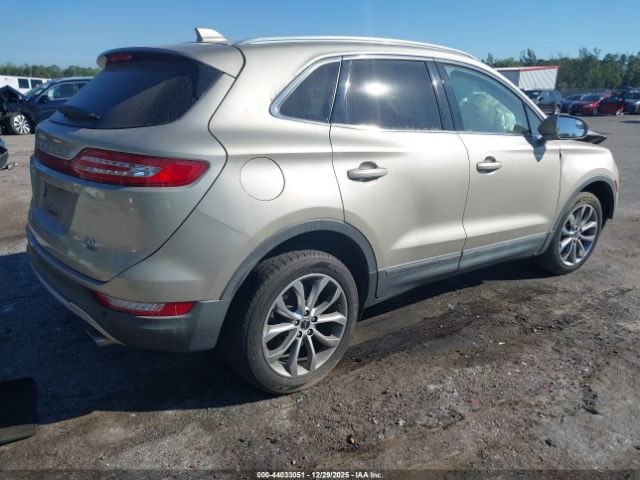 Lincoln MKC Image 9
