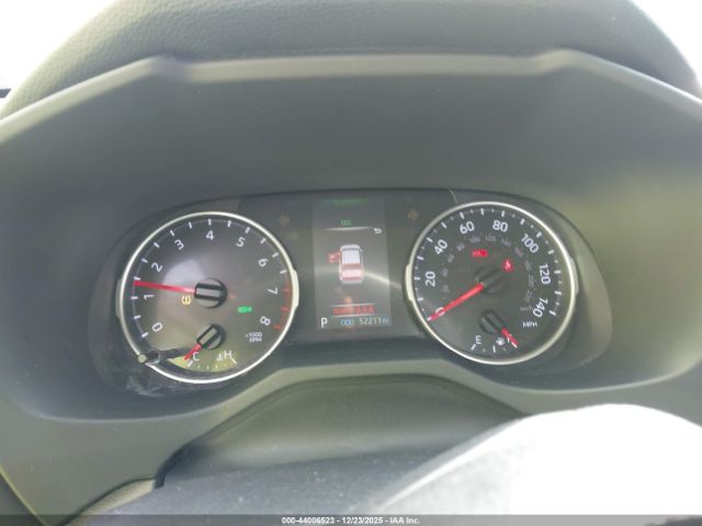 Toyota RAV4 Xle Image 12