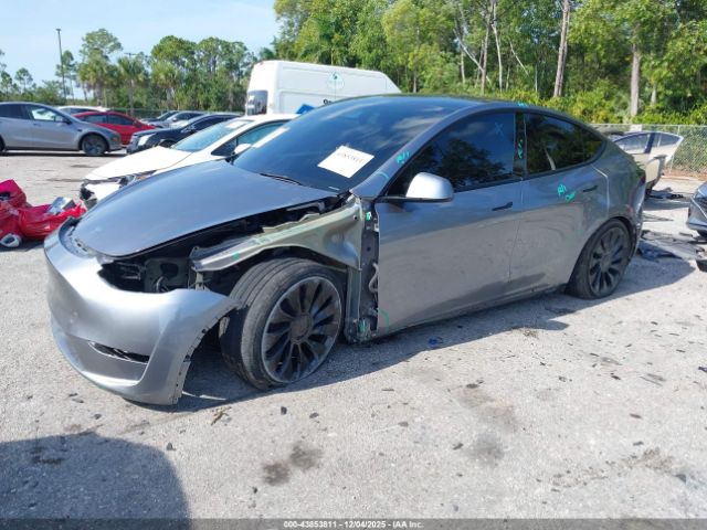 Tesla Model Y Performance Dual Motor All-wheel Drive Image 6