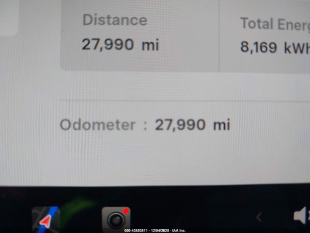 Tesla Model Y Performance Dual Motor All-wheel Drive Image 9