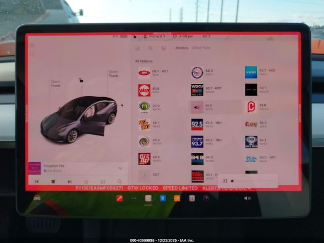 Tesla Model 3 Standard Range Plus Rear-wheel Drive Image 18