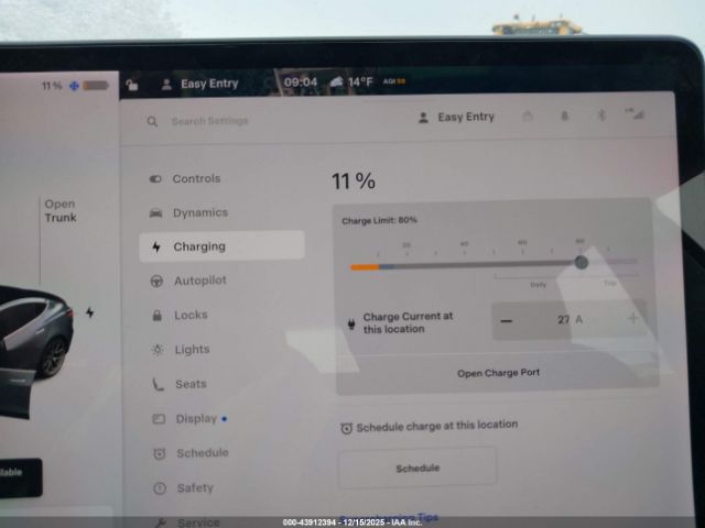 Tesla Model 3 Image 13